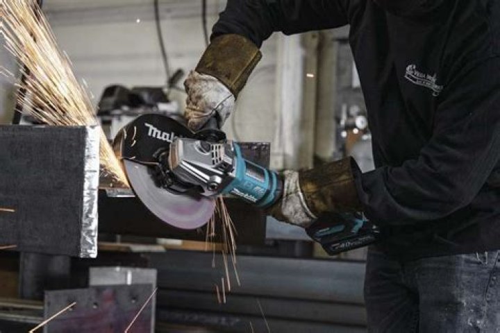 Are 9 inch grinders banned in Australia