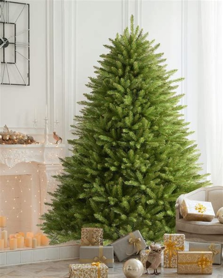 Are real Christmas trees expensive