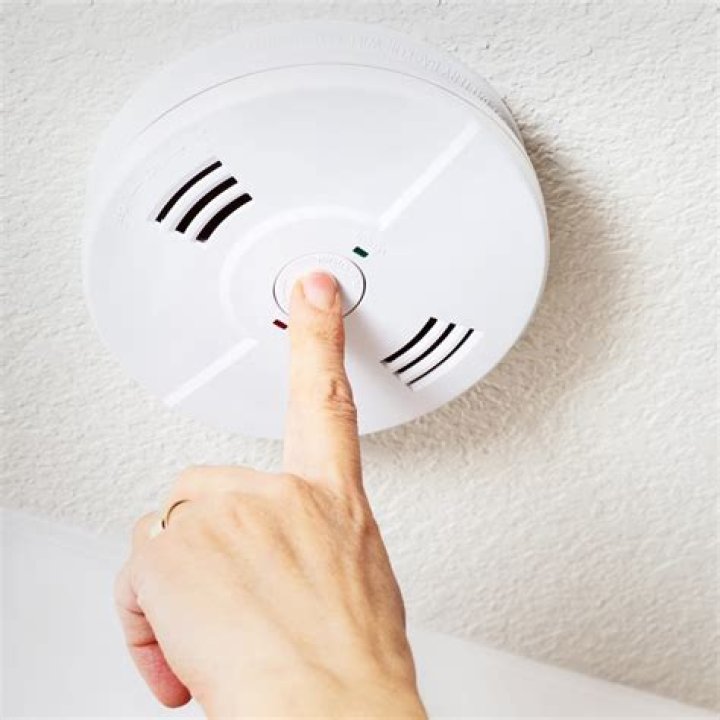 Can humidity affect smoke alarms