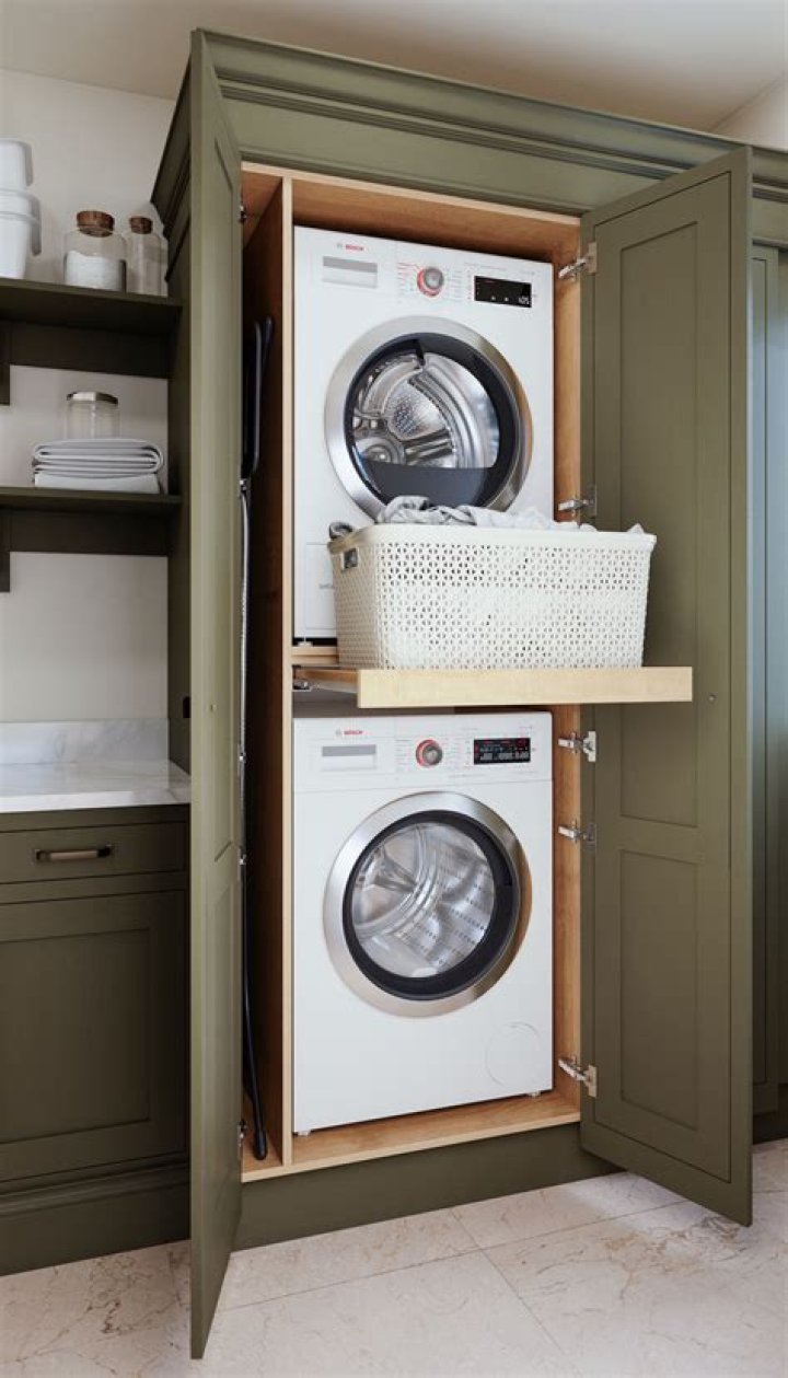 Can I put a tumble dryer next to fridge