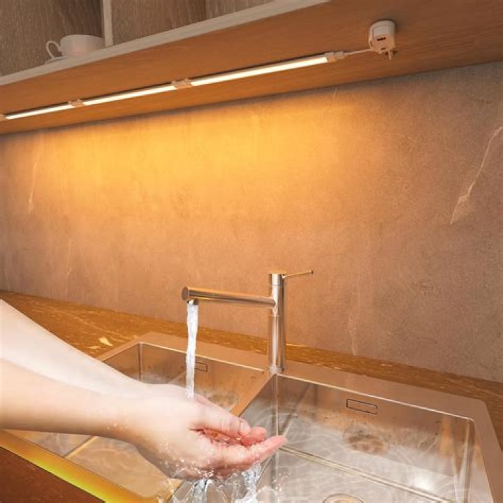 Can light above sink