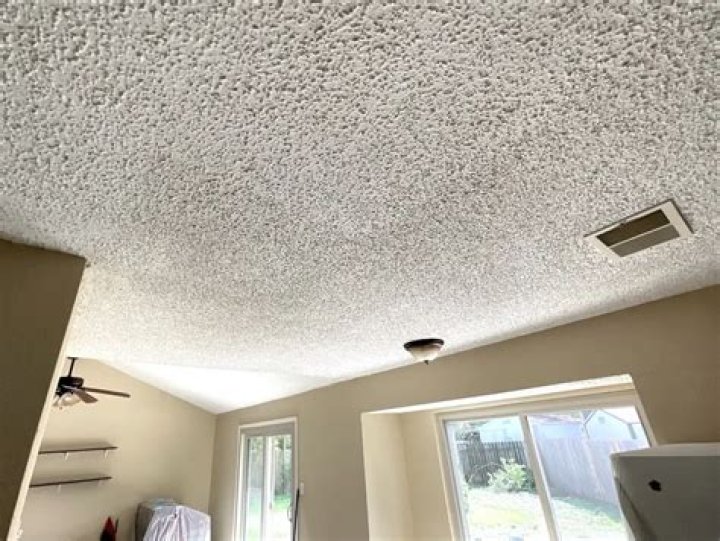 Can popcorn ceiling have asbestos