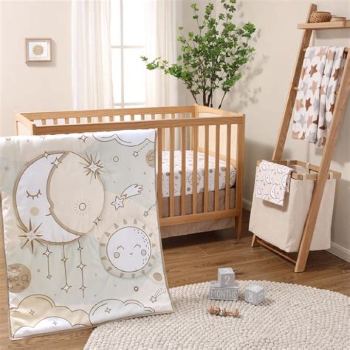 Can toddler bedding go in crib