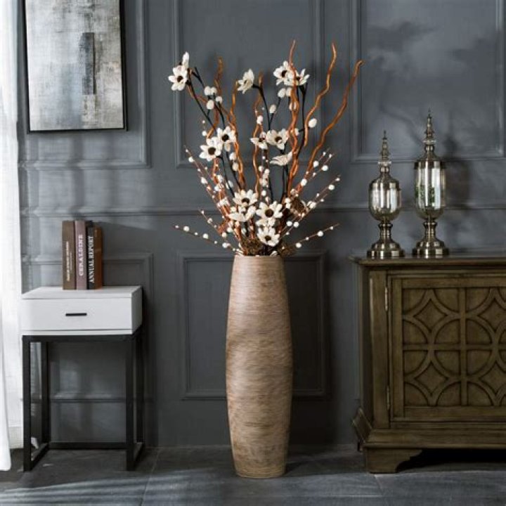 Can we keep artificial flower in bedroom