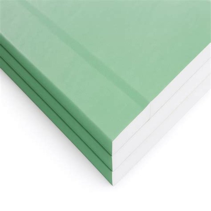 Can you tile straight onto moisture resistant plasterboard