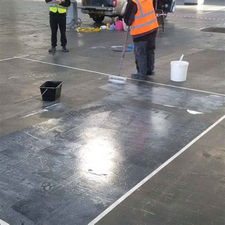 Can you use oil based paint on concrete