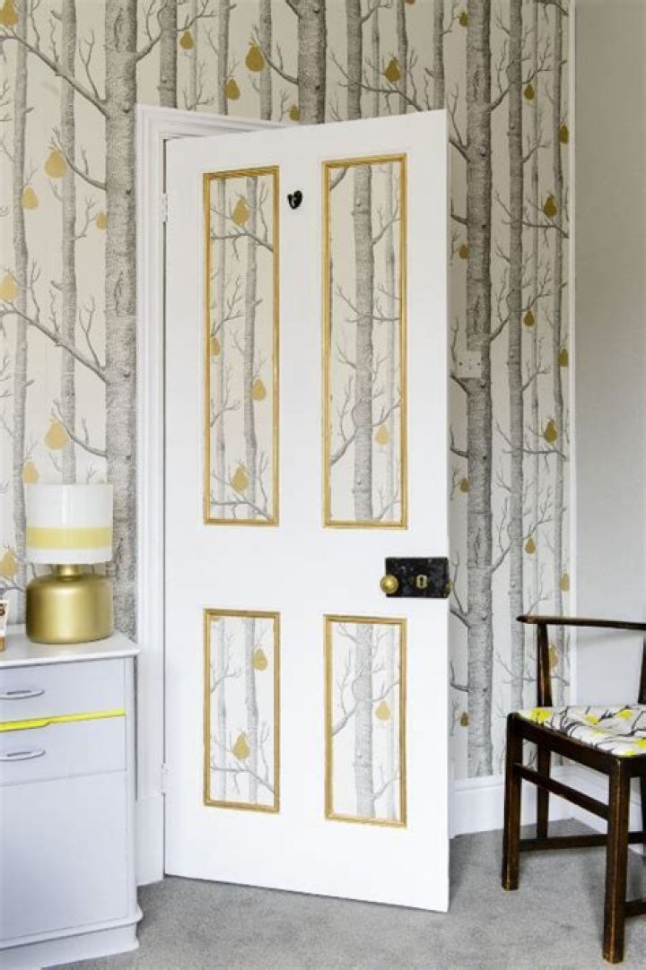 Can you wallpaper a door