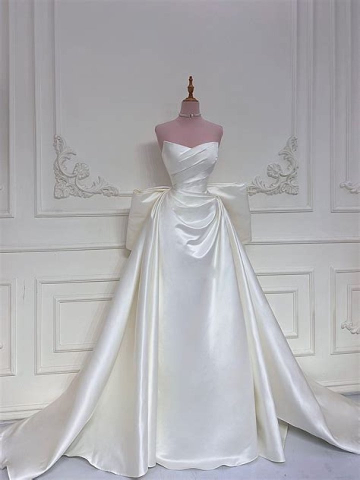 Can you wash satin wedding dress