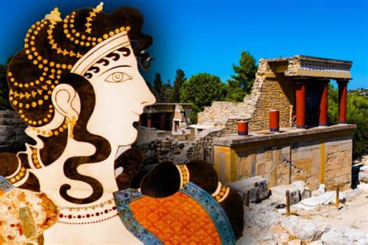 Did each Minoan town have a palace