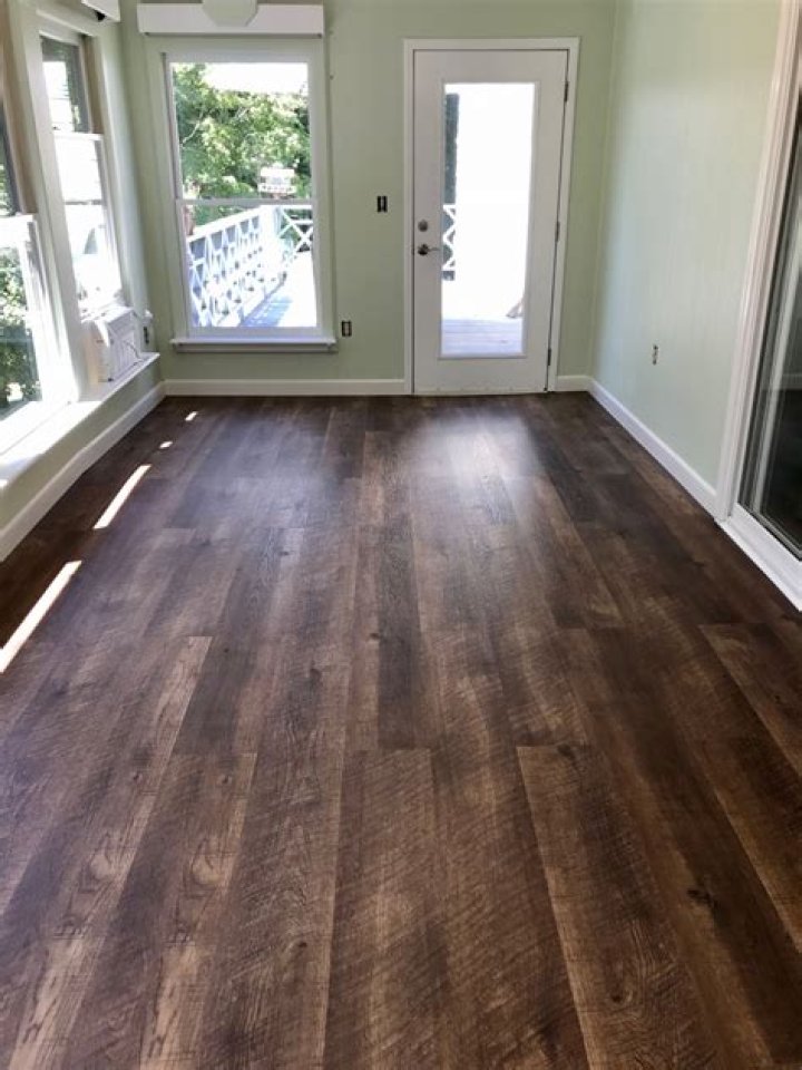 Do hardwood floors increase resale value