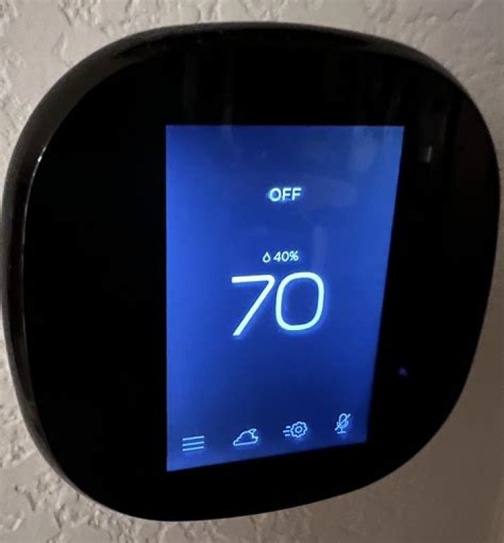 Do I need a special thermostat for a heat pump