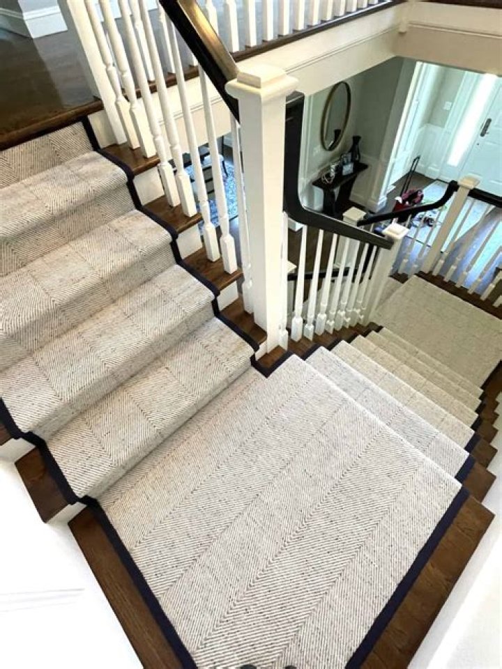 Do stairs have to be carpeted