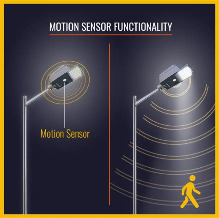Do street lamps have light sensors