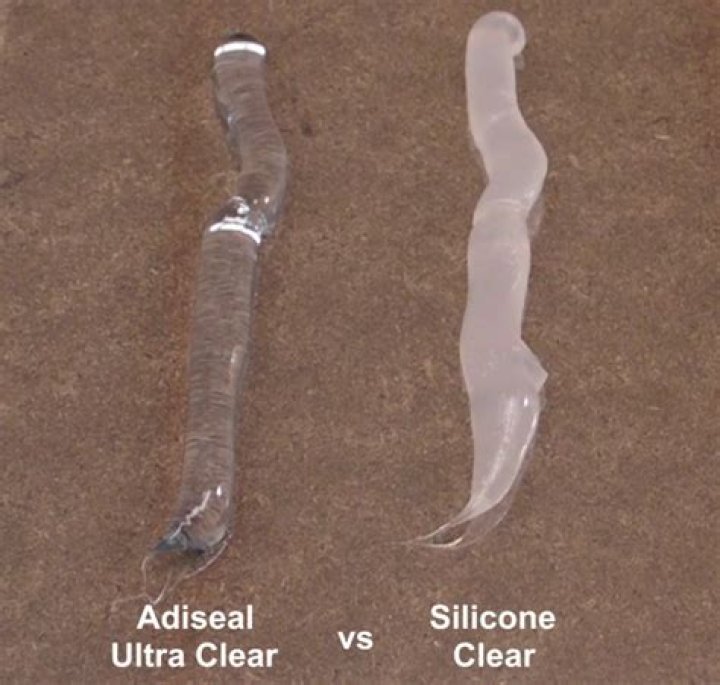 Does caulk dry clear