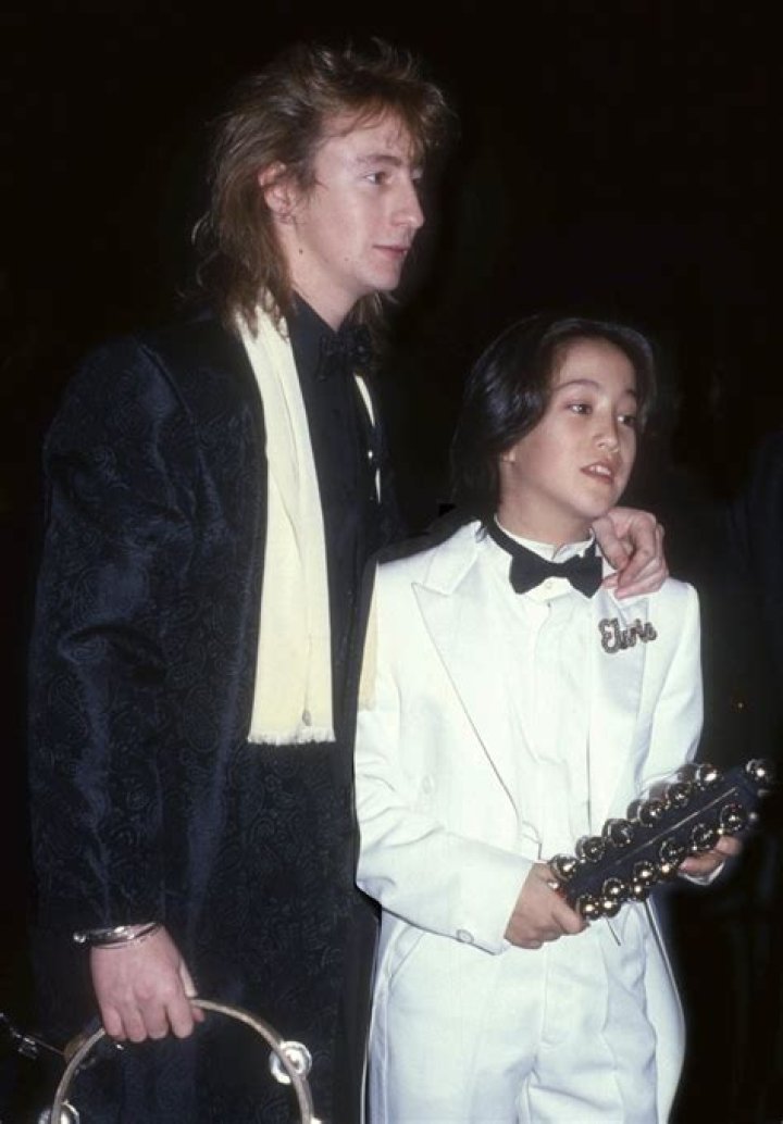 Does Julian Lennon get along with Sean