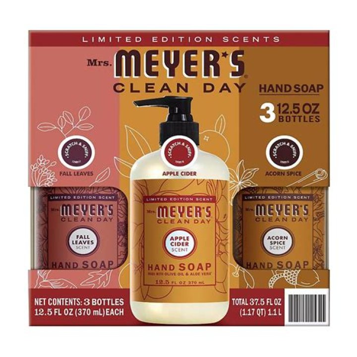 Does Mrs Meyers have summer scents