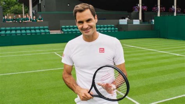 Does Roger Federer have a clothing line