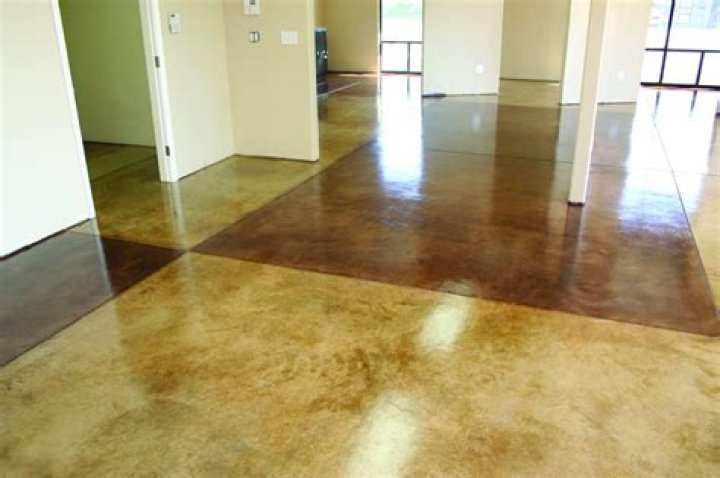Does stained concrete need to be sealed