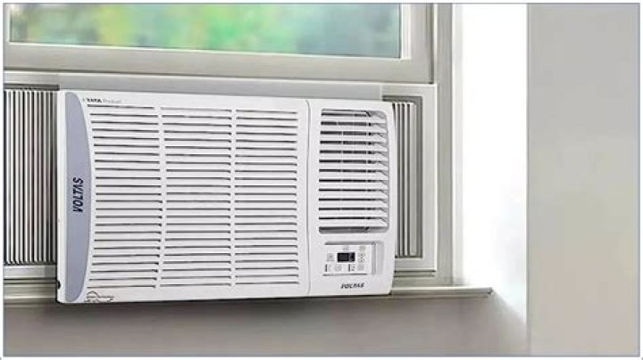 Does window AC make noise