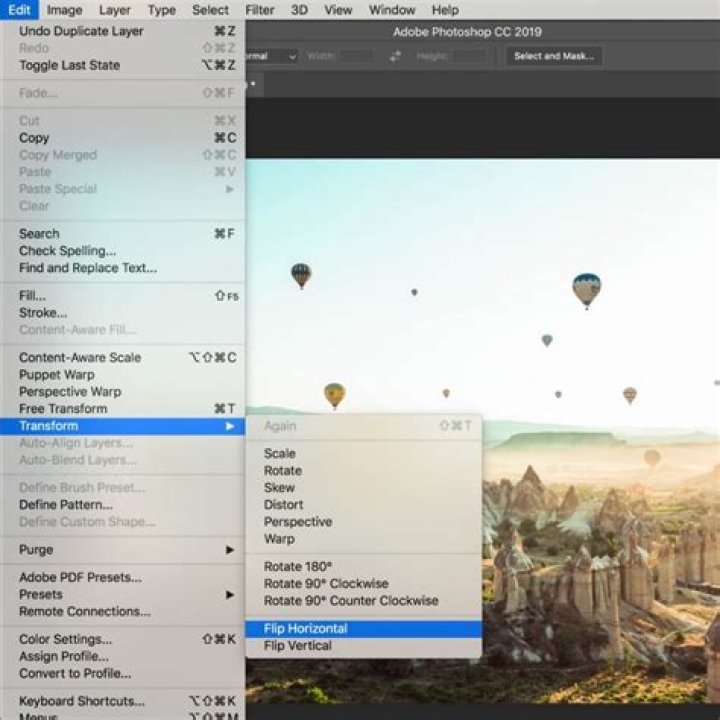 How do I reduce a selection in Photoshop