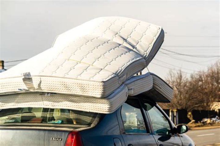 How do you carry a mattress on the roof of your car