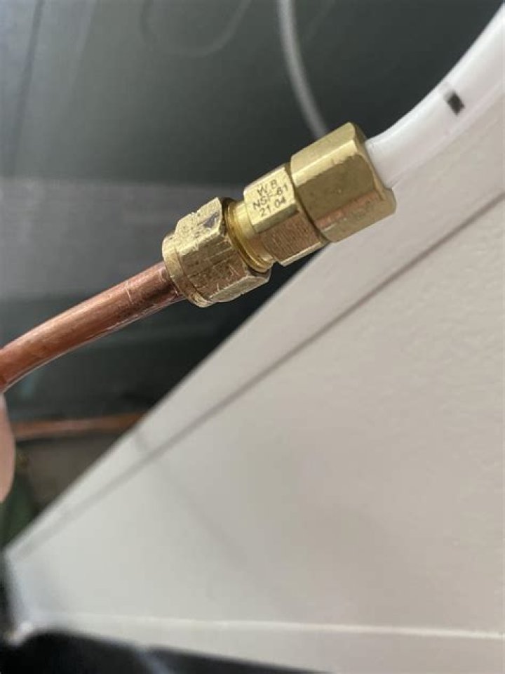 How do you change a copper water line to a refrigerator