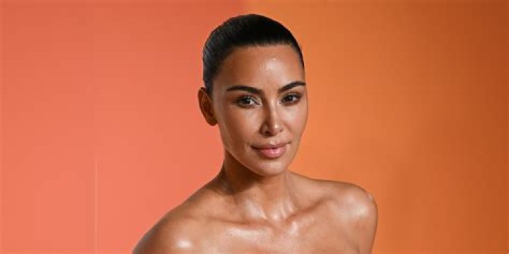 How do you get to LAX tarmac in Kim Kardashian