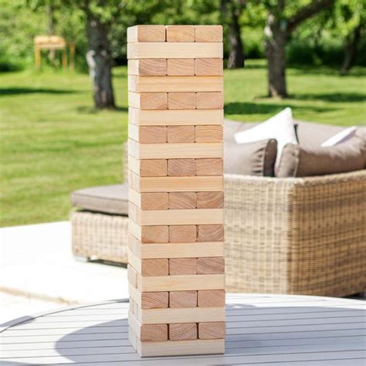 How do you make an outdoor Jenga set