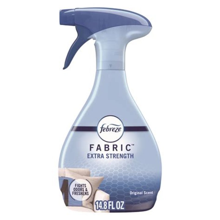 How do you make fabric deodorizer spray