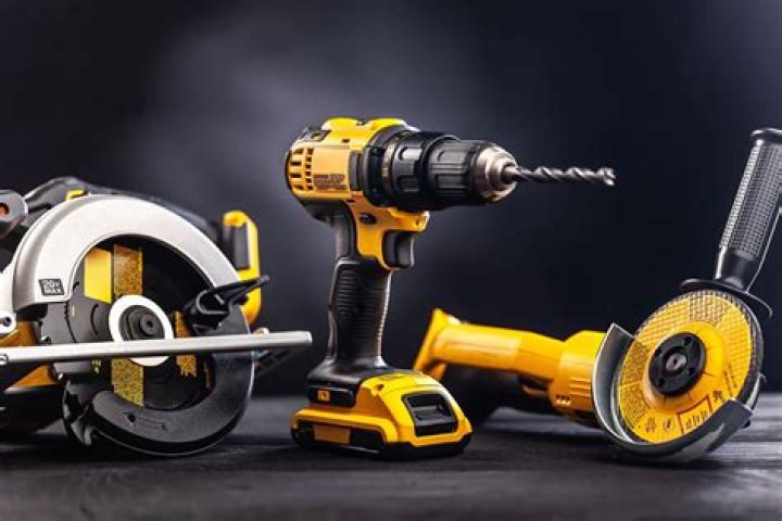 How do you store hand power tools