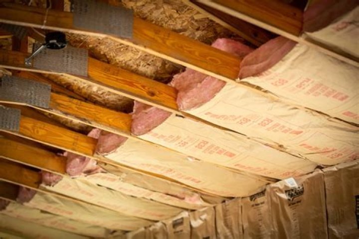 How do you support floor insulation