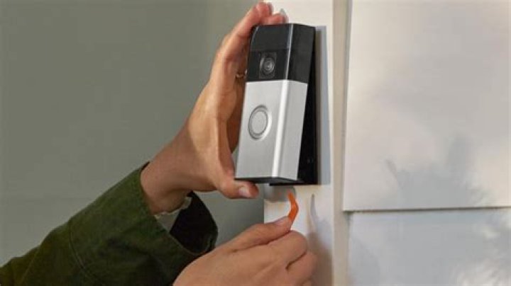 How do you wire in a ring doorbell