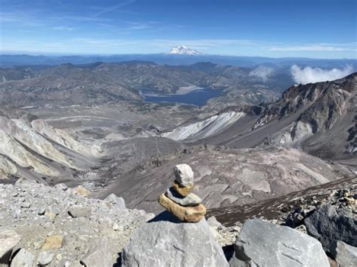 How long did it take to recover from Mount St Helens
