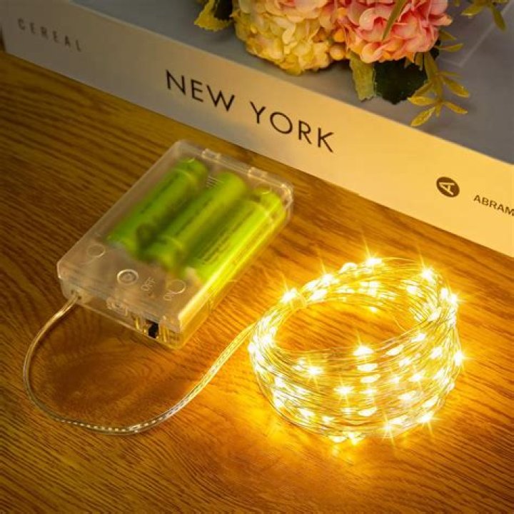 How long do battery powered string lights Last