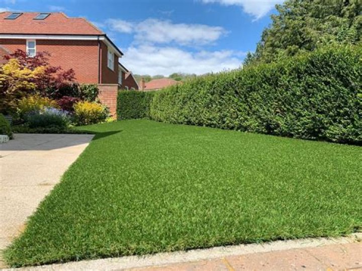 How long does artificial grass last UK