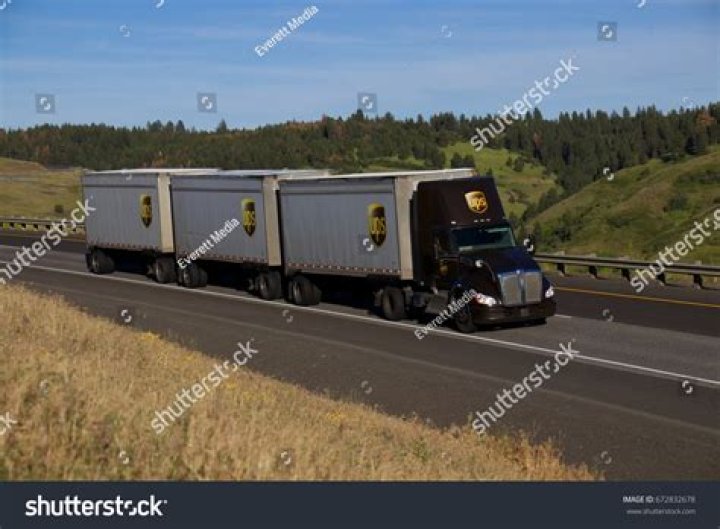 How long is a set of triple trailers