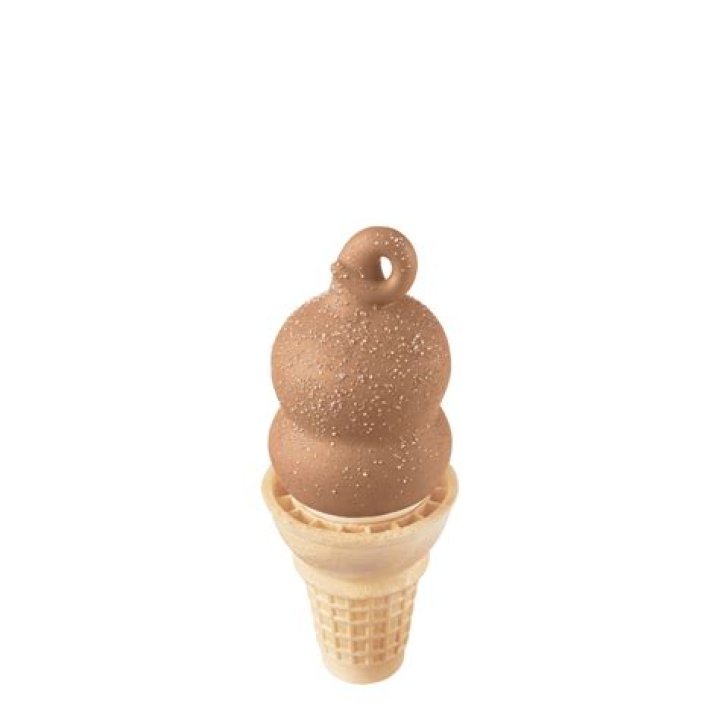How many calories are in a Dairy Queen medium vanilla cone