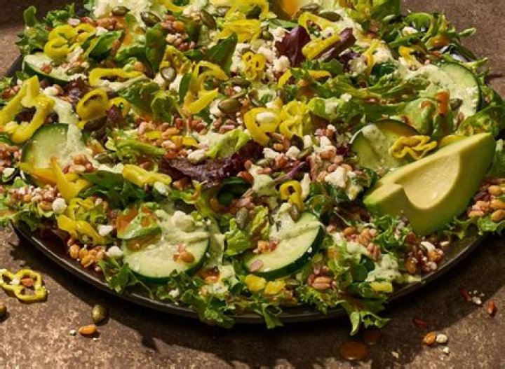 How many calories are in a Southwest chicken salad from Panera