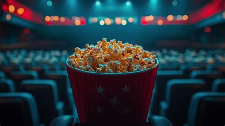 How many calories is a bucket of popcorn at the movies