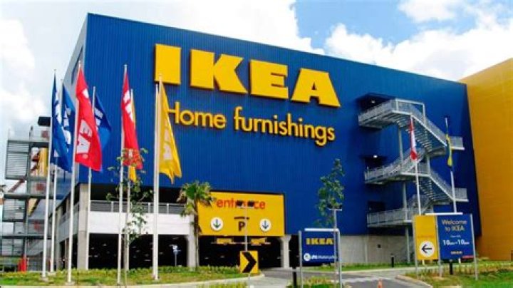 How many Ikeas are in Australia