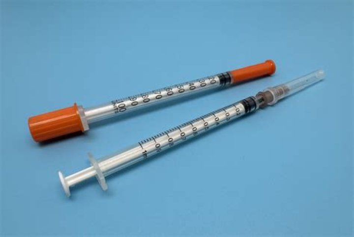 How many ml are in a tuberculin syringe