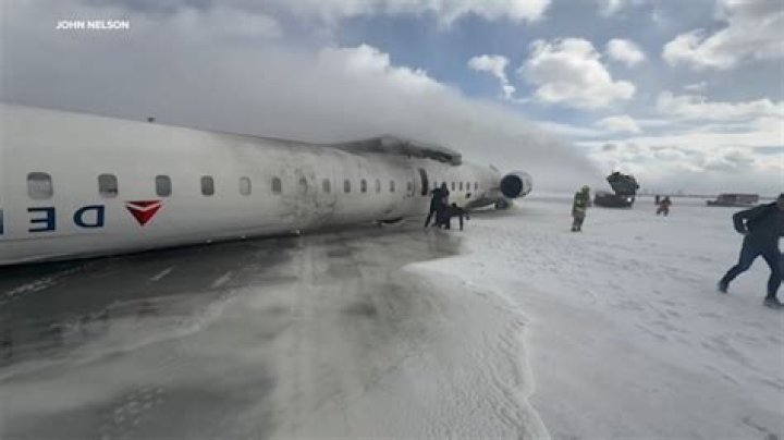 How many planes have crashed in the Everglades