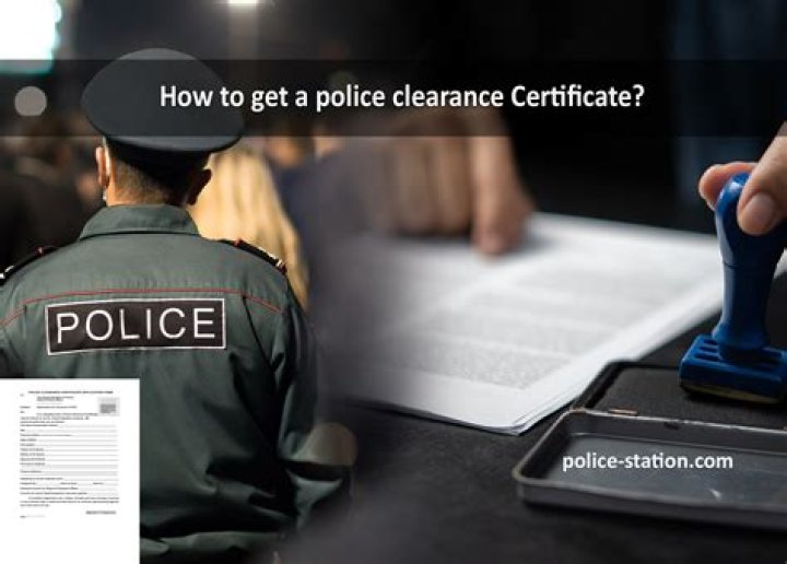 How many police are in Iceland