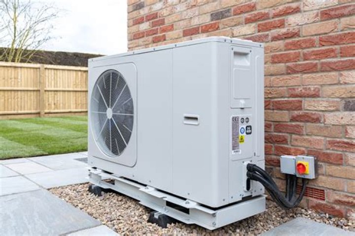 How much does a split heat pump cost