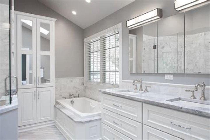 How much does it cost to remodel bathroom