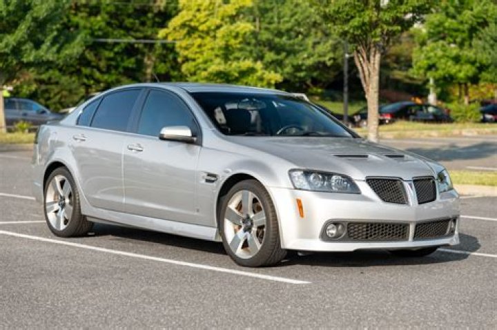 How much is a 2009 Pontiac g8