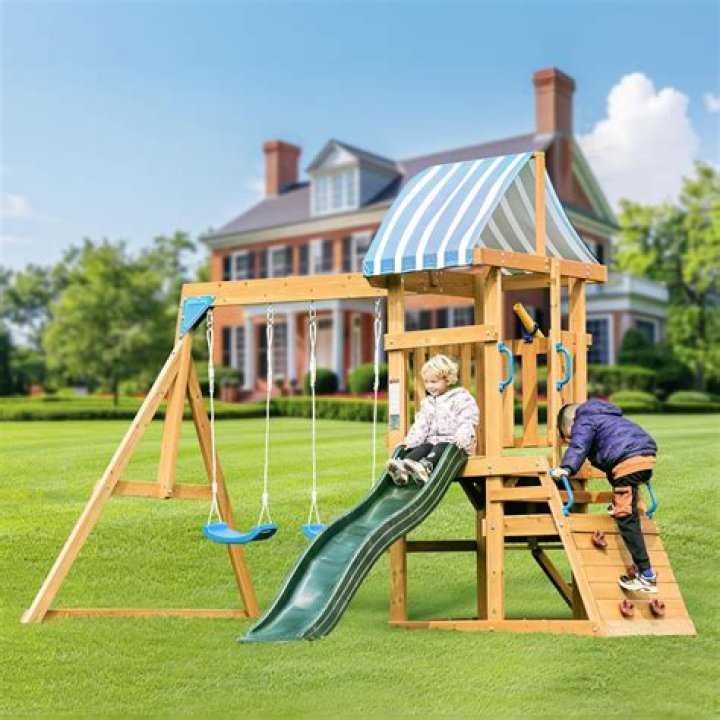 How much weight can a wooden swing set hold