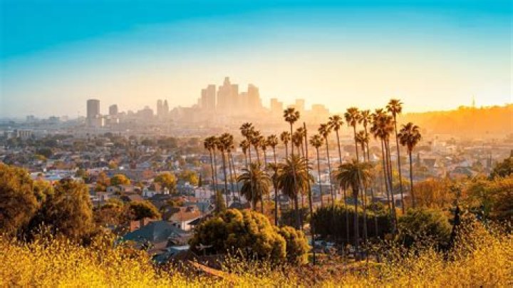 Is Chicago in Los Angeles