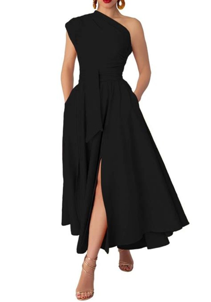 Is cocktail dress a formal attire