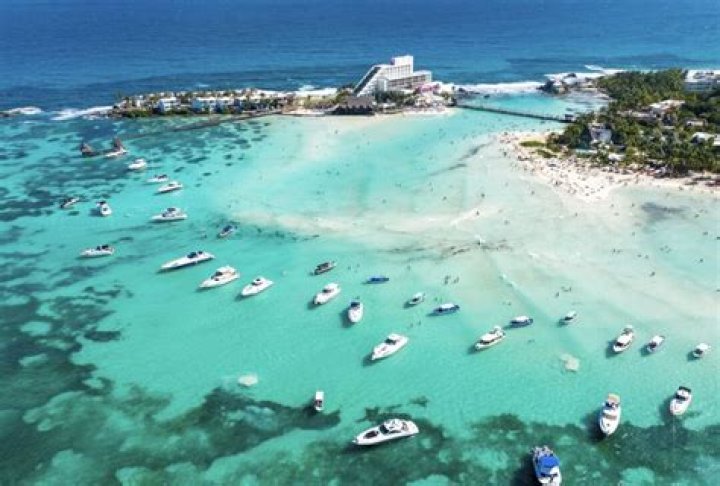 Is Isla Mujeres safe